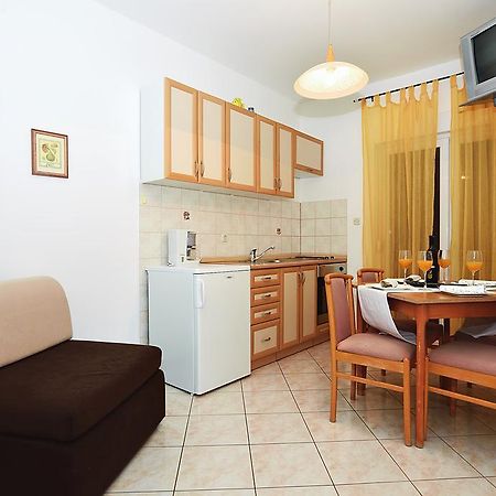 Apartments Lucija Sukošan Extérieur photo