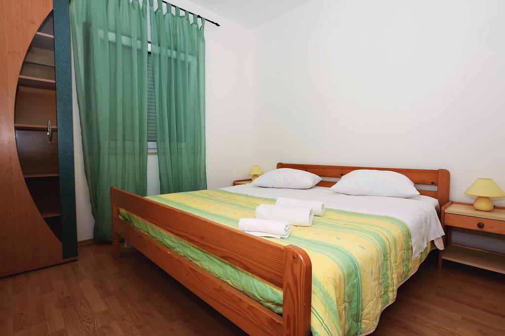 Apartments Lucija Sukošan Extérieur photo
